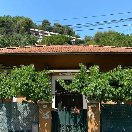 2 Pieces Avec Terrasse Et Parking, Wifi, Climatisation * Νίκαια