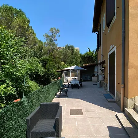 2 Pièces Avec Terrasse Et Parking, Wifi, Climatisation Nizza