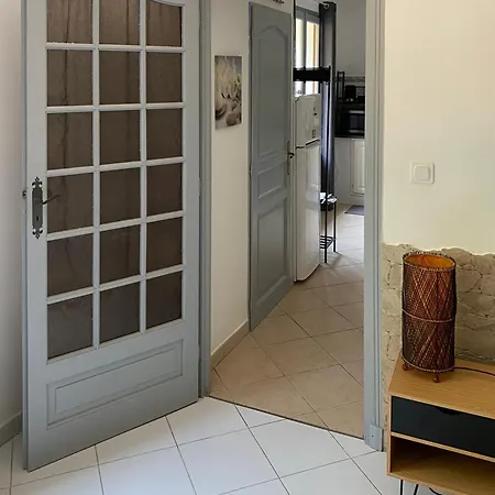 2 Pièces Avec Terrasse Et Parking, Wifi, Climatisation * Nizza